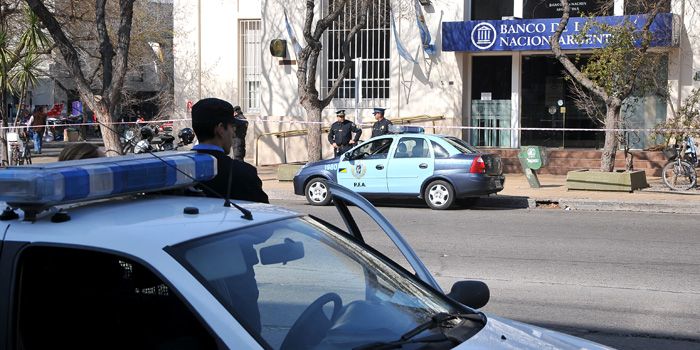 Banco Nacion aenaza de bomba 2