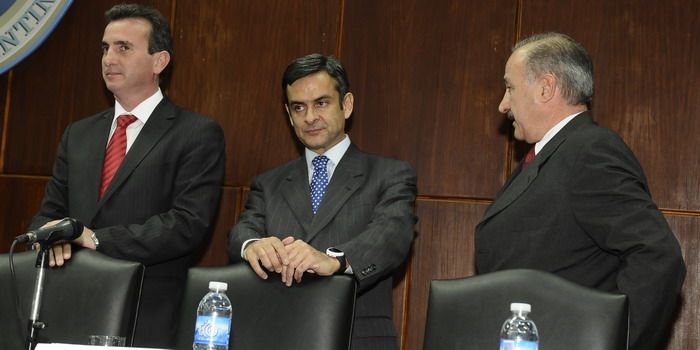 Debate candidatos a gobernador en la UNC - Nota2