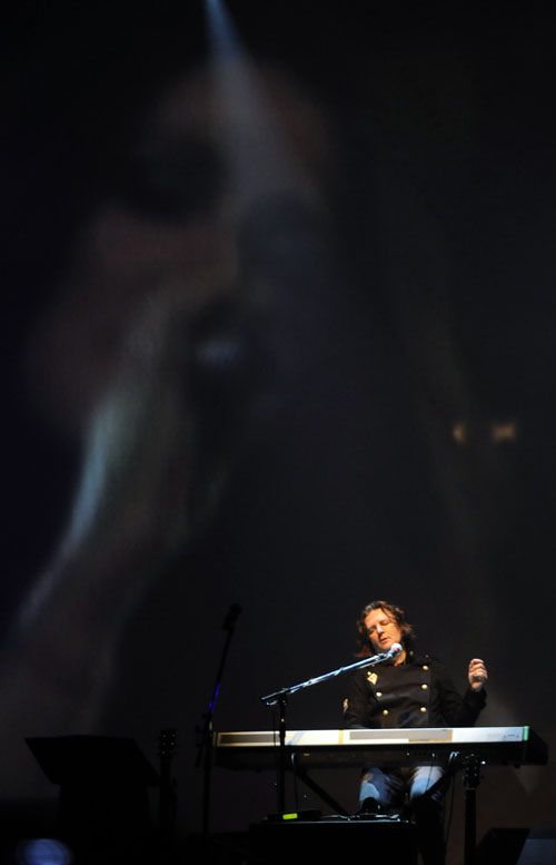 Miguel Mateos - INTERIOR