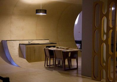 Etnies-house2-550x366