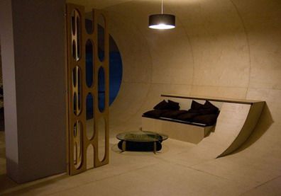 Etnies-house4-550x366