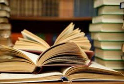 Libros parados en la aduana p