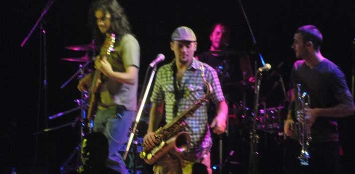 A 16 las pastillas del abuelo recital