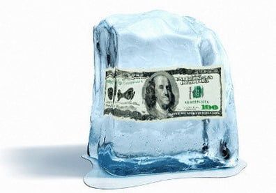 Dolar enfríar la economía P