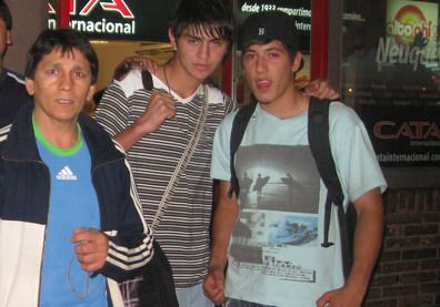 Rocky Flores y púgiles a Chile P