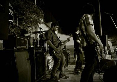 Dsiete-grunge-mendoza-rock-n-board-3