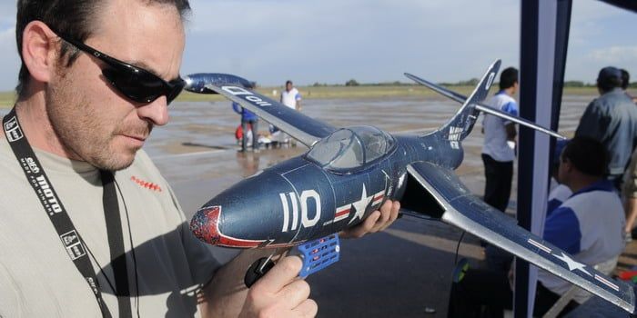 Aeromodelismo en IV Brigada - Nota2