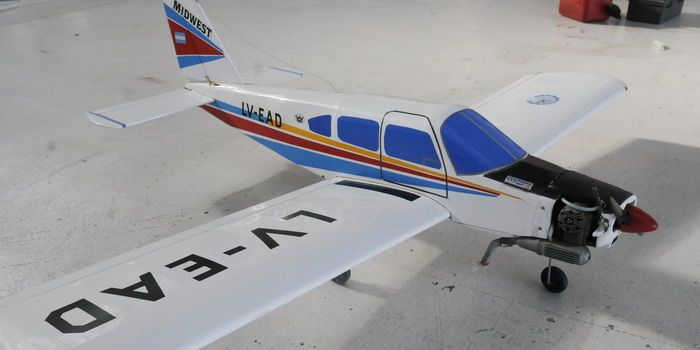 Aeromodelismo en IV Brigada - Nota16