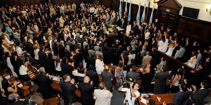 Asunción-Paco-Pérez-legislatura-Ciurca-explanada-casa de gobierno-NOTA (3)