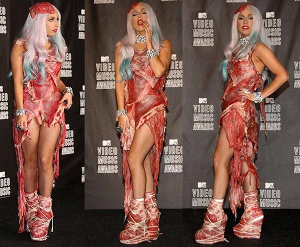 Lady-Gagas-Meat-Dress