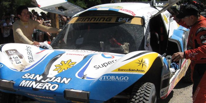 Sisterna suben al auto n