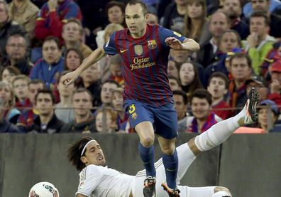 Andrés Iniesta barcelona real madrid 2012 PORTADA liga de España