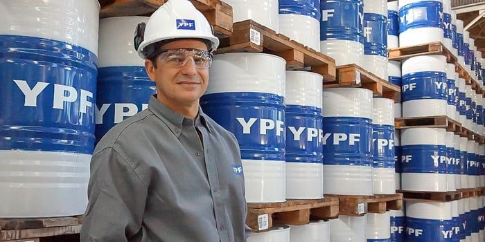 Galuccio en La Plata nota