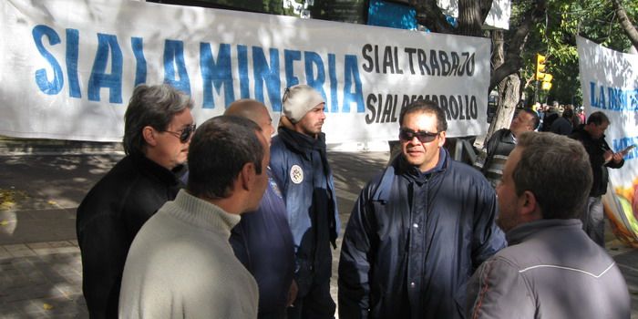 Manifestaciones legislatura empresa energía SI A LA MINERIA N