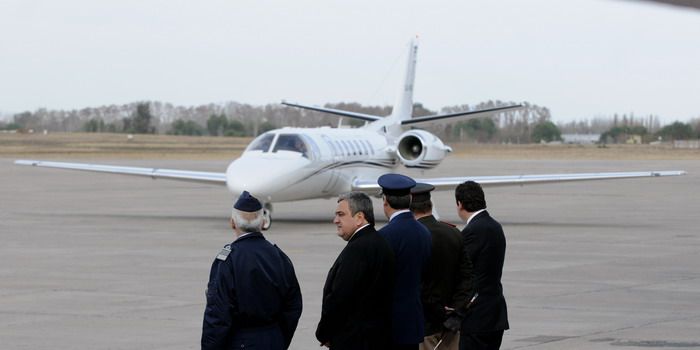 Avion Gobierno de San Juan - NOTA