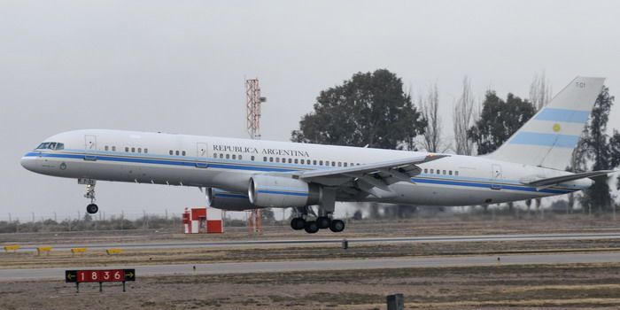 Avion Presidencial Tango 01 - NOTA