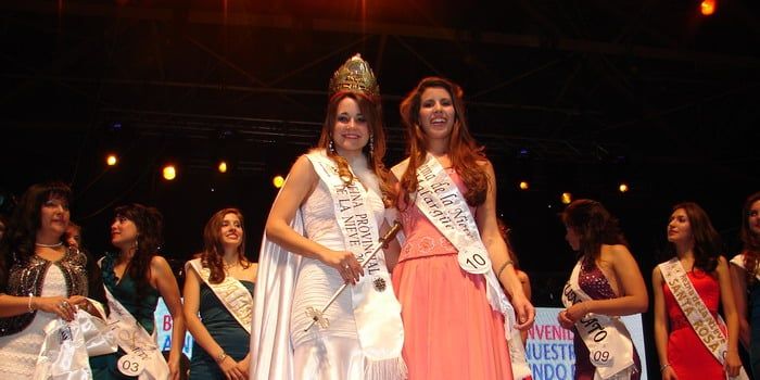 Antonella Stocco reina nieve 2011 paula nieto reina 2012