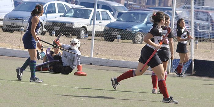 01-09 hockey colegio vs peumayen _DSC6137