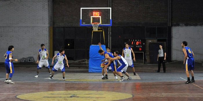 BASQUET HURACAN SAN CARLO_7806