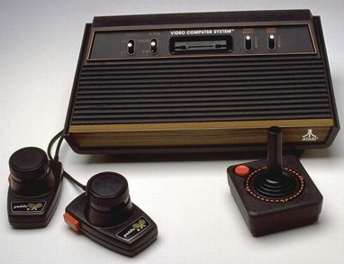 Atari 2600 console and controllers