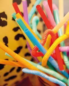 V3zzBgG_7yle8Ee4f-f-2J_DvfgSqsTJE0ThaBUney0