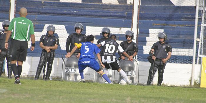28-10 futbol huracan _DSC0903
