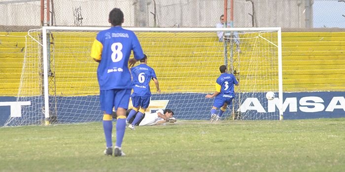 28-10 futbol huracan _DSC0937