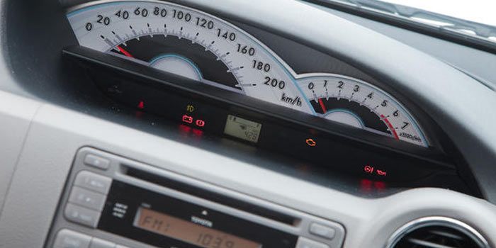 Toyota-Etios-interior-mdz