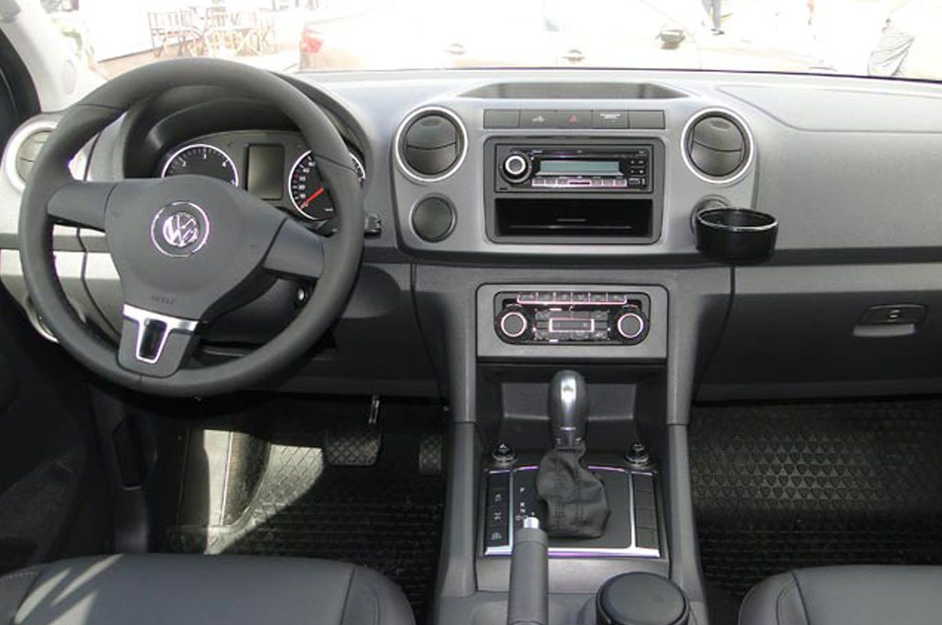 Amarok interior-mdz
