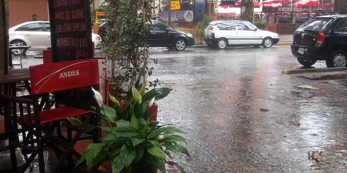 Lluvia comercio arístides villanueva centro 1 nota