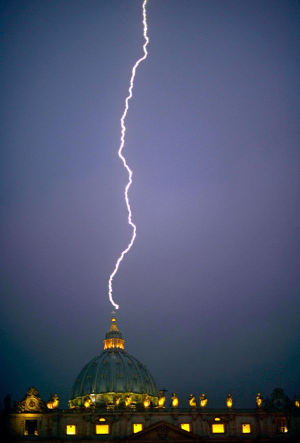 rayo, Vaticano