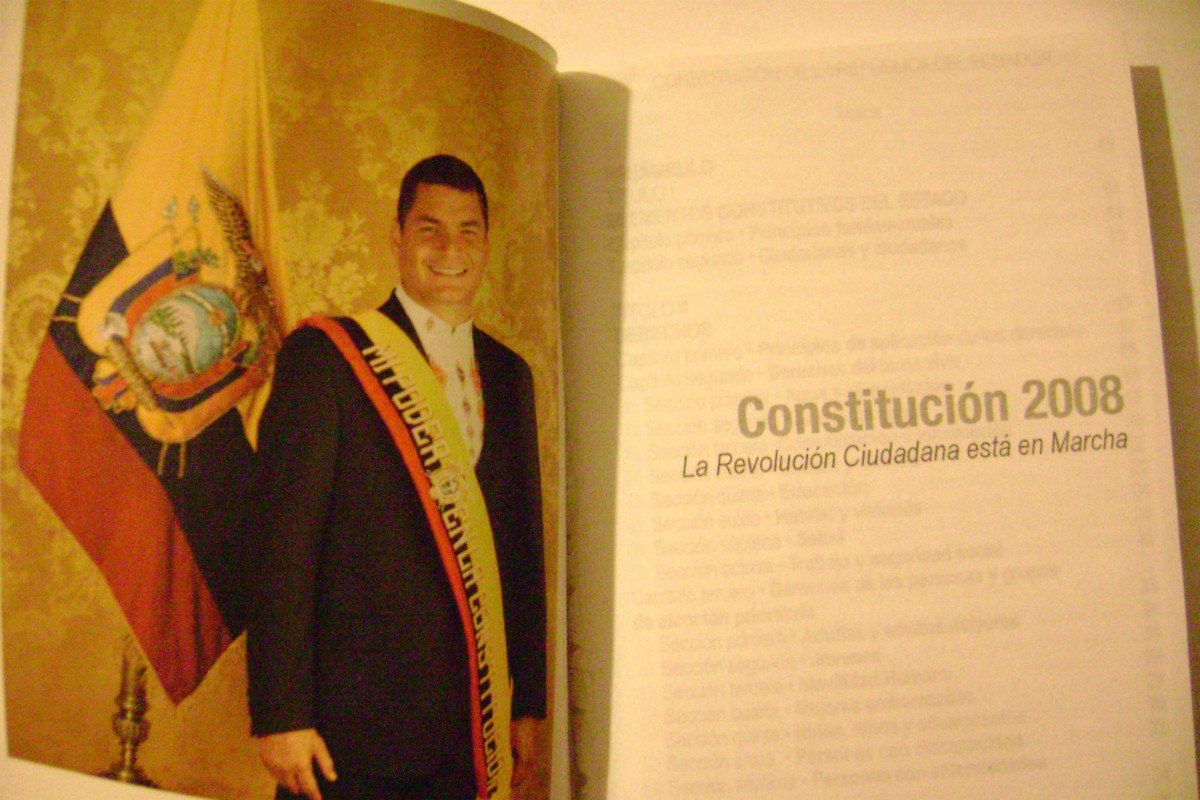 Correa constitucion