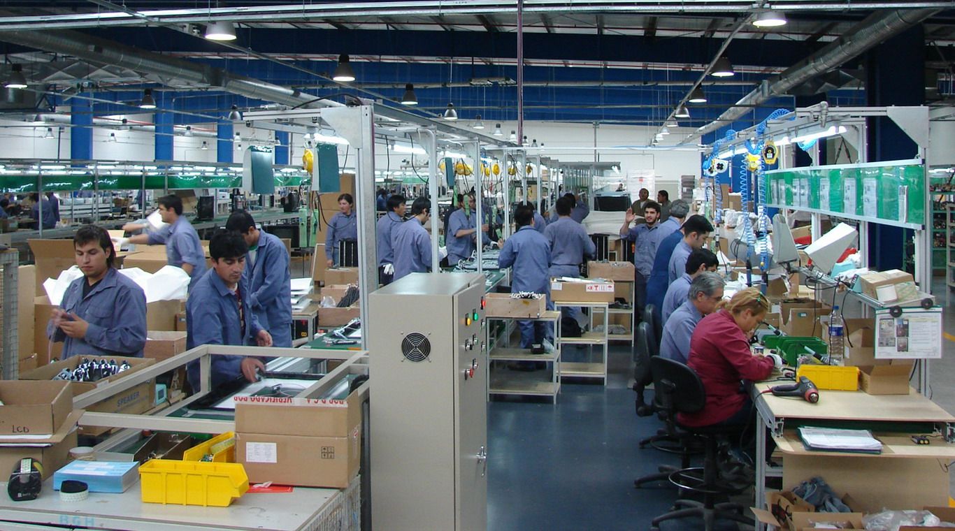 Tierra Fuego industria celulares New