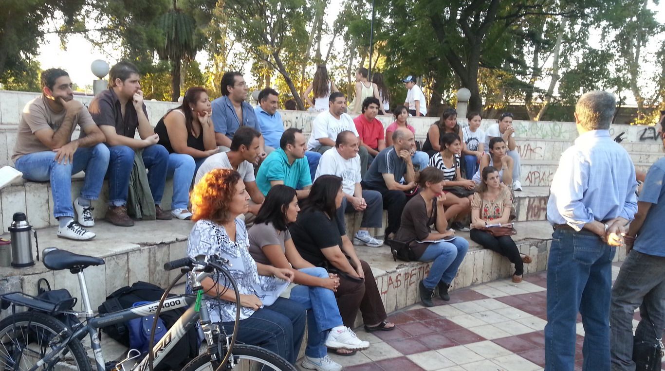 Asamblea docentes Guaymallén 02 new