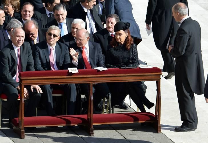 Mendiguren delegación vaticano