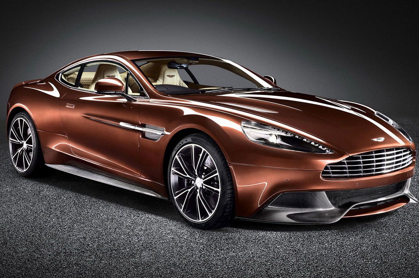 2014 Aston-Martin-Vanquish