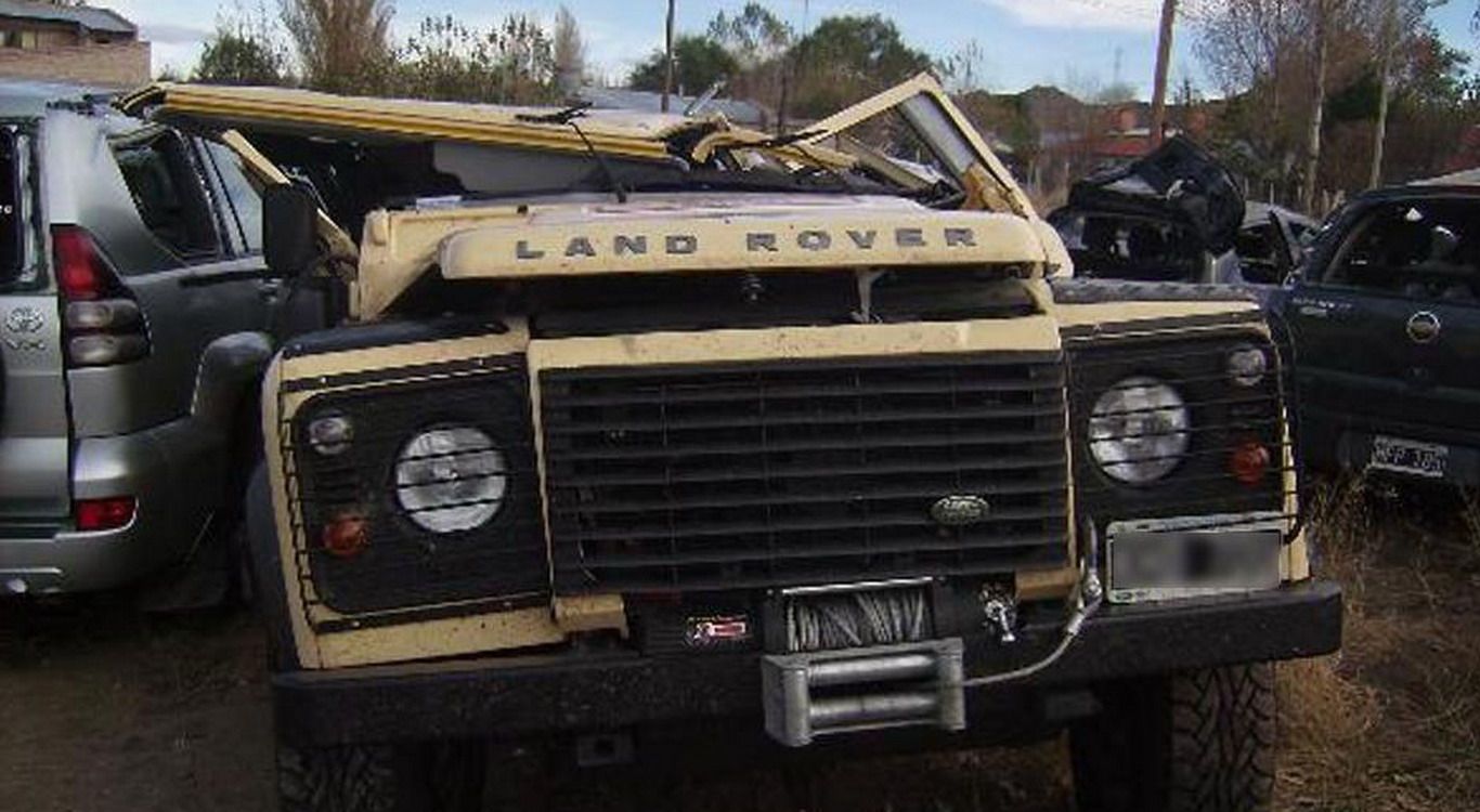 Camioneta land rover garfunkel frente new