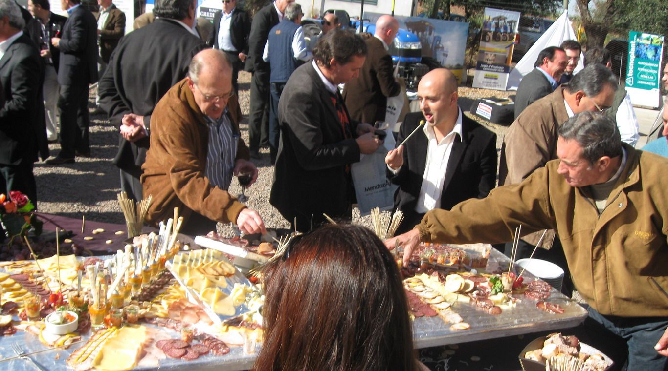 Almuerzo fin de cosecha picada previa new