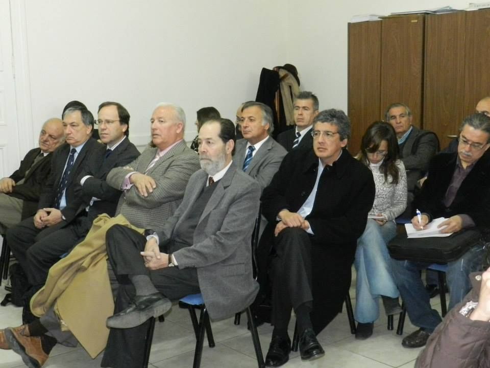 legisladores abogados