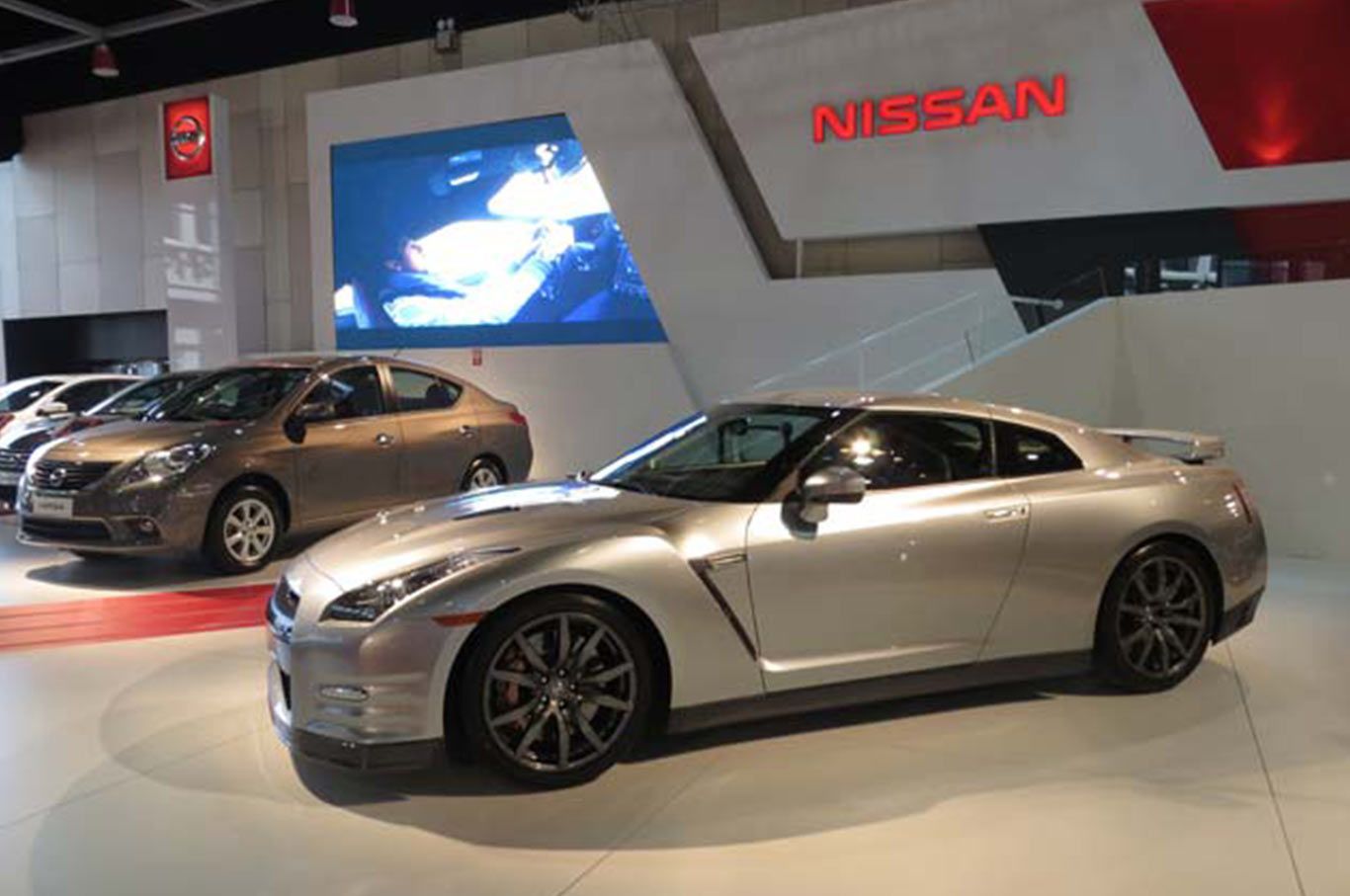 Nissan4