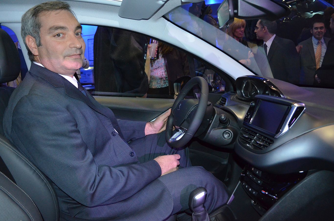 Peugeot 208-mendoza2