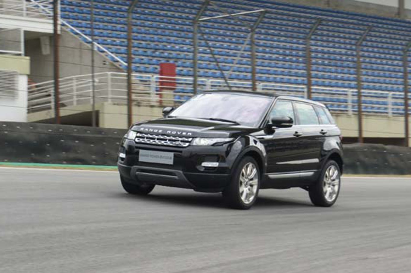 Evoque diesel-2
