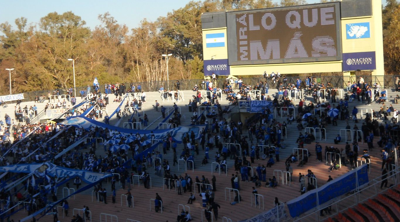 Godoy cruz argentinos hinchas 1