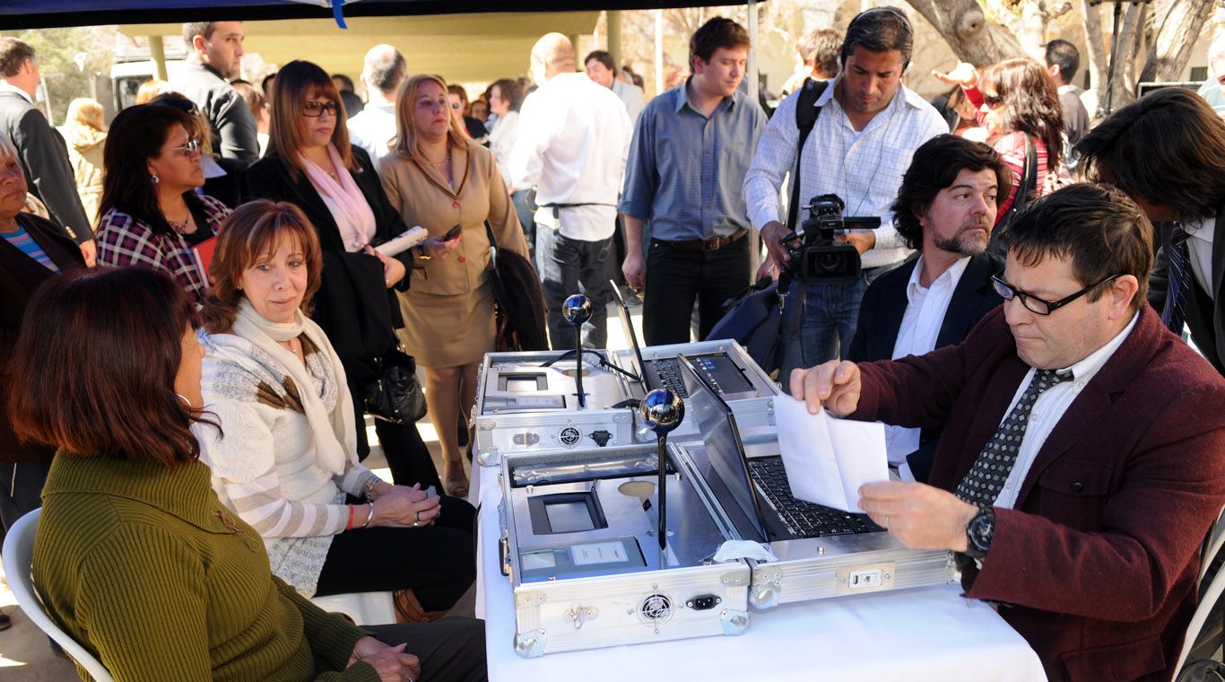 Pérez Redbus-centro de documentación rápida-transporte-NUEVO (3)