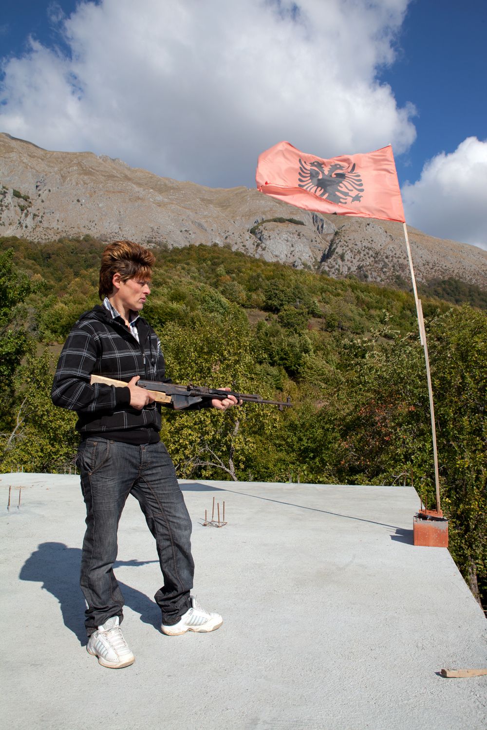 Albania mujeres hombres 6