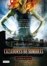 Cassandra Clare