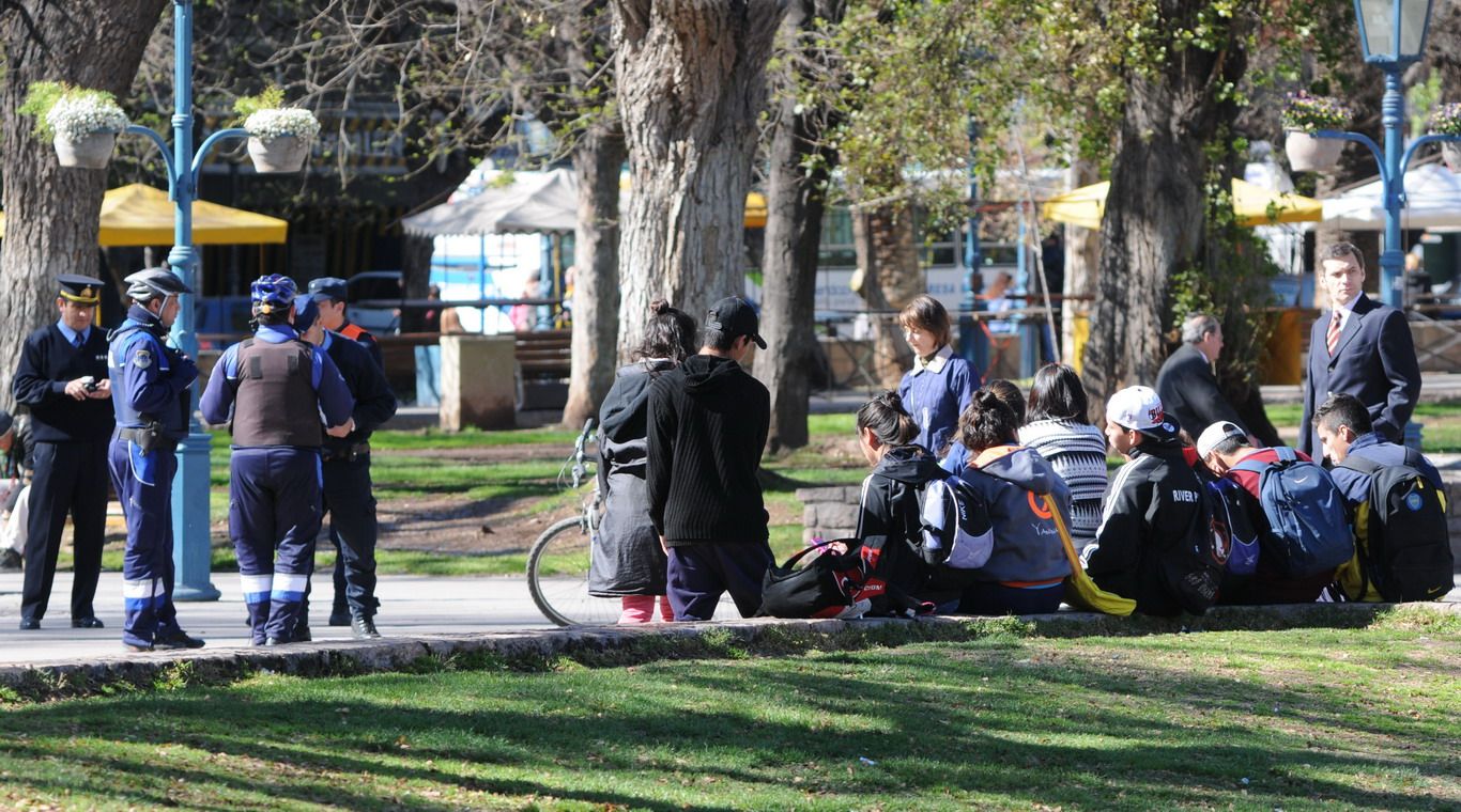 Estudiantes Rateada - Plaza Independencia - 02