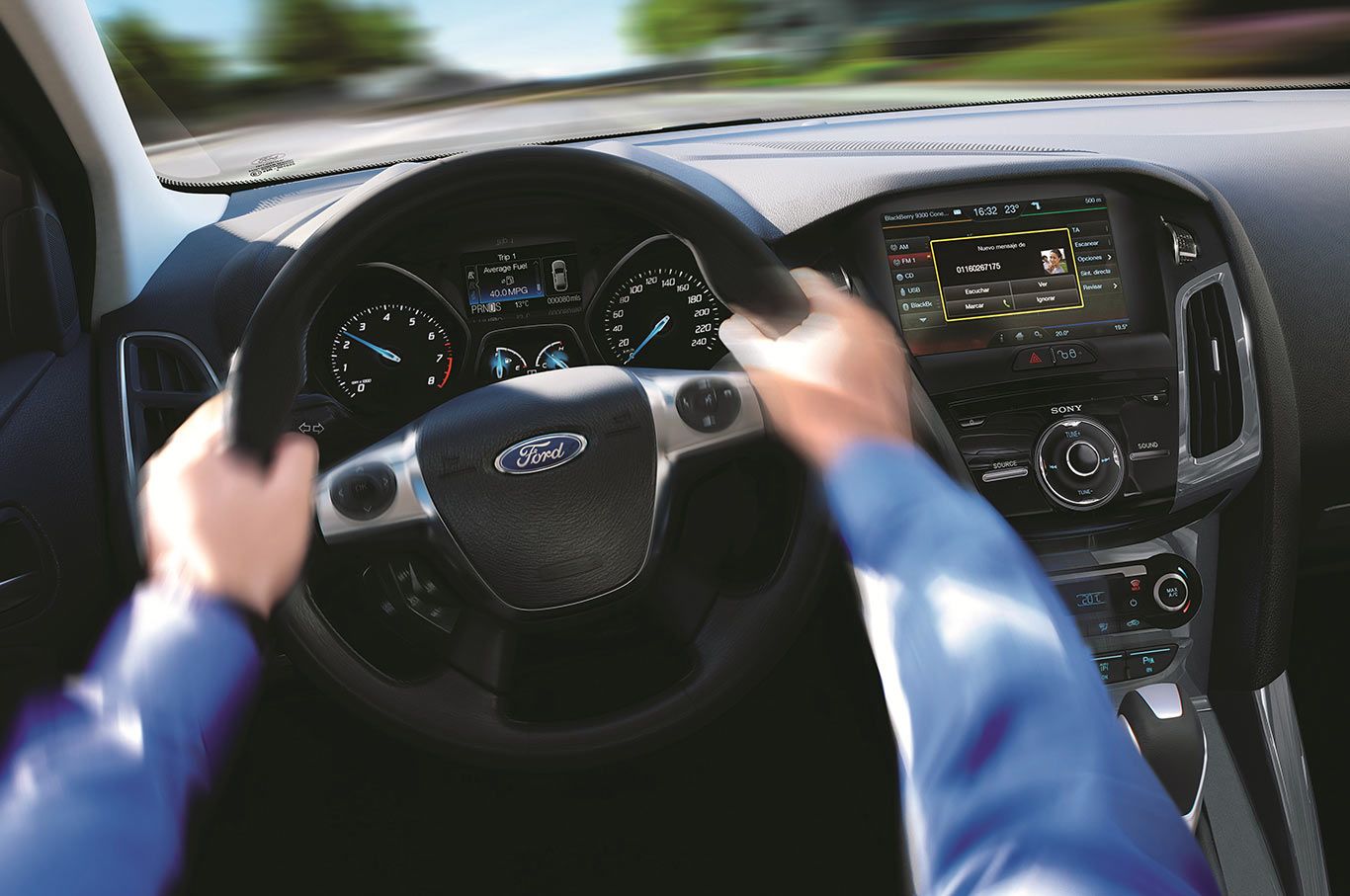 Nuevo Focus---Panel-de-instrumentos-ergonomicos-