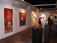 2389146507_d7e413231d_m