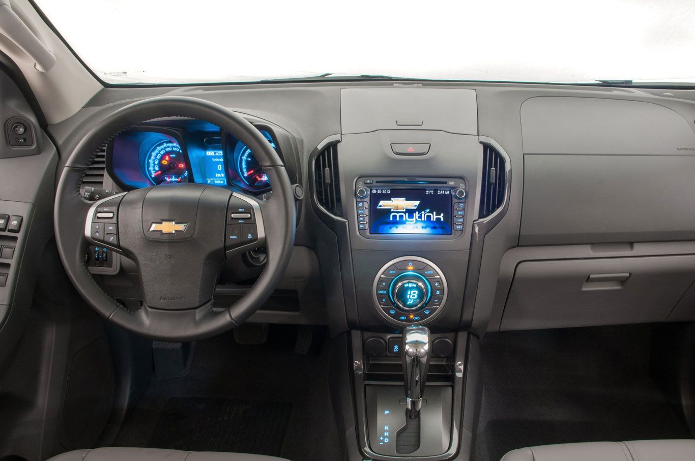 MDZChevroletS102014c